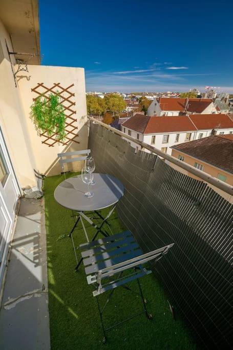 LE PANORAMA à deux pas du centre ville Dijon Exterior foto